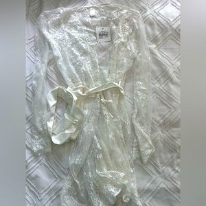 Honey Birdette Lovelace White Robe NWT S/M